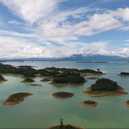 Dansavanh Namngum Resort Ban Keun Екстер'єр фото